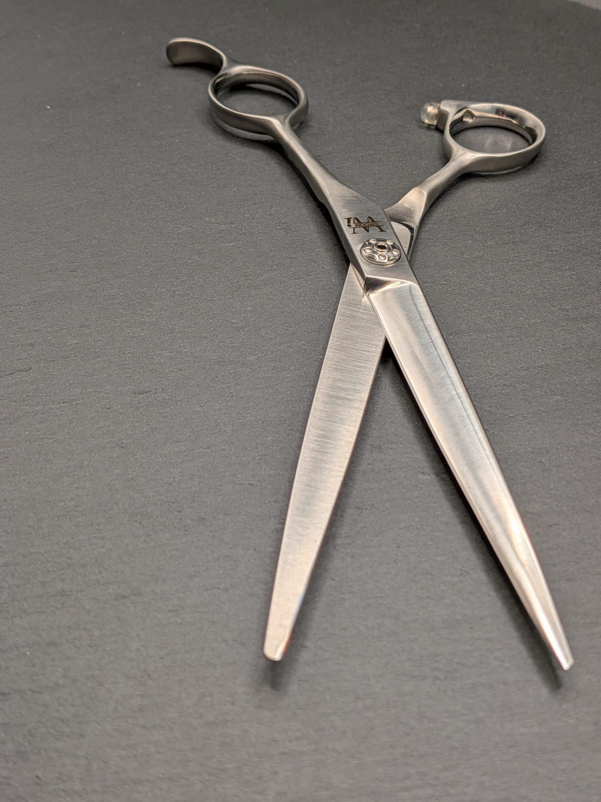 WiGroom Pro Grooming Schere 7" – Gerade – Ultraleicht – Bild 4